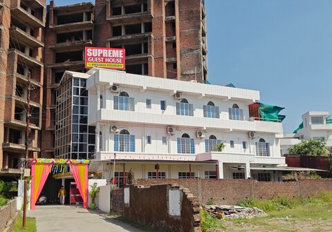 Supreme Guest House