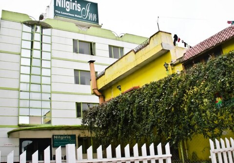 Nilgiris Inn - Ooty