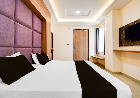 Hotel O Drishti Grand