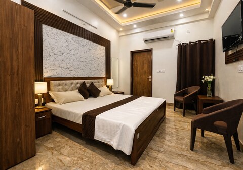 Shri Prem Residency