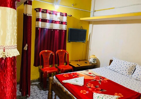 Dandeli crocodile valley Homestay