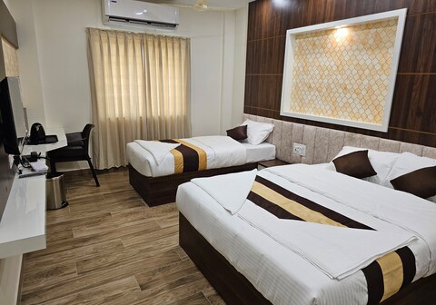 Clinton's Praetorium Inn