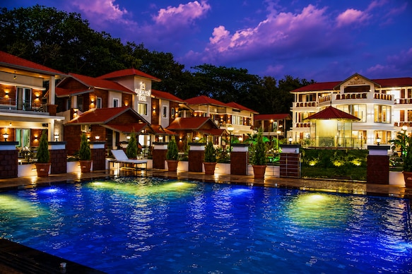 Nakhawa Beach Resort & Hotel