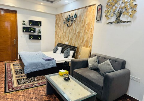 Restify luxury studio