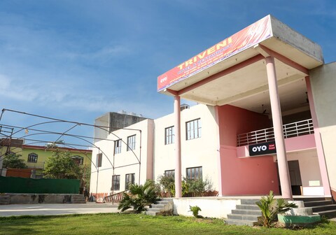 Hotel O Triveni Hotel and restaurant