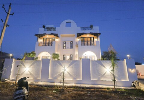 Roots Divine 4BHK Villa