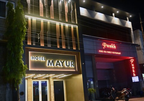 HOTEL MAYUR NEAR RAILWAY STATION RAJNANDGAON