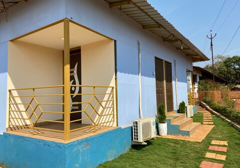 Nanu's Vacation House| Heritage Cottage