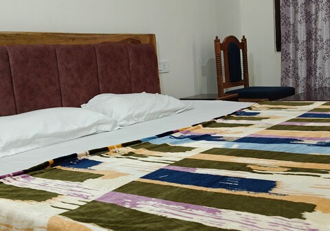 Janki Paying Guest House