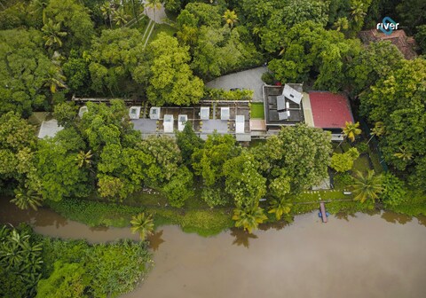 S RIVER RESORTS