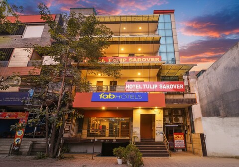 FabHotel Tulip Sarover Sector 18