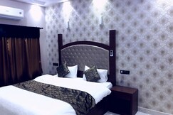Varanasi Villa | Rooms & Caretaker, Varanasi Varanasi Villa | Rooms & Caretaker, Varanasi