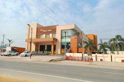 Hotel Golden Palm, Gurdaspur Hotel Golden Palm, Gurdaspur