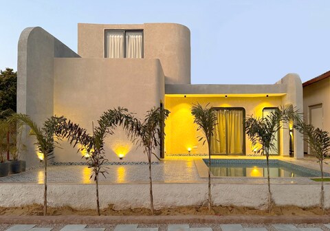 Villa Sakura & Resort