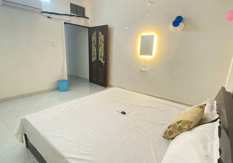 Heritage By Bhawani Paying Guest House