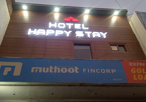 Hotel Happy Stay