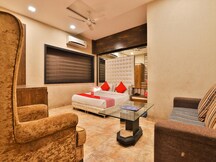 OYO 1386 Hotel Welcome Palace, Surat OYO 1386 Hotel Welcome Palace, Surat