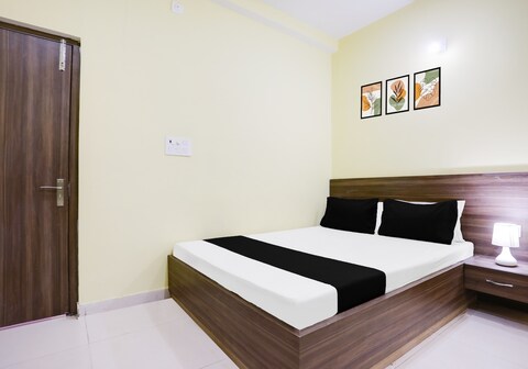 Hotel O Divisha palace