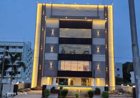 HOTEL SMART CITY PARK INN