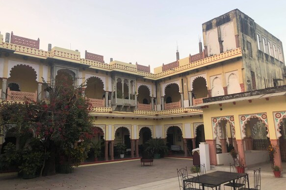 Bassi Fort