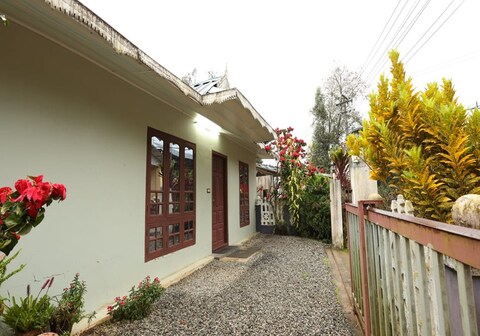 IRIS HOMESTAY MUNNAR