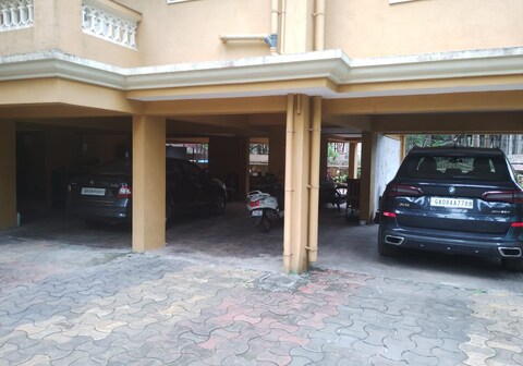 Four Seasons Guesthouse