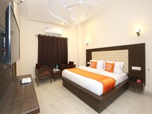OYO 10330 Hotel Golden Brooks, Chandigarh OYO 10330 Hotel Golden Brooks, Chandigarh