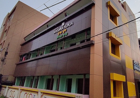 Hotel Krishna Kunja