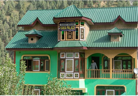 Kaka Palace-Gurez Homestay | Rooms & Caretaker