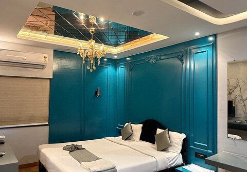Hotel sairaj