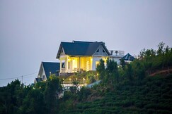 Whitestone Hill Top Private Cottage Vagamon by VOYE HOMES, Vagamon Whitestone Hill Top Private Cottage Vagamon by VOYE HOMES, Vagamon