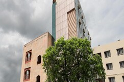 SRI ADITYA INN, Rajahmundry SRI ADITYA INN, Rajahmundry