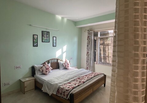 Wonder Apartment || Parking || WiFi || Kitchen