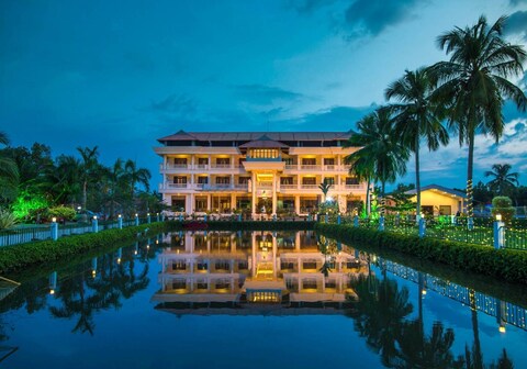 Rustic Leisures Resort