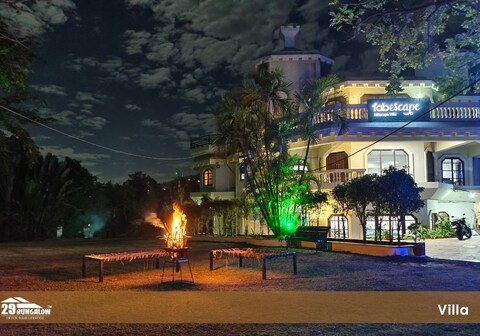 Hillscape | Entire 8 BHK Villa