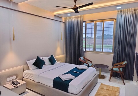 Hotel Laxmi Elite Karad