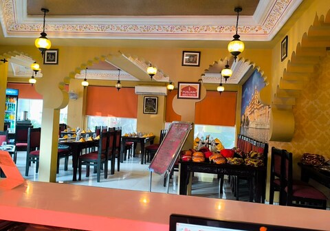 Hotel Gokul Palace Udaipole