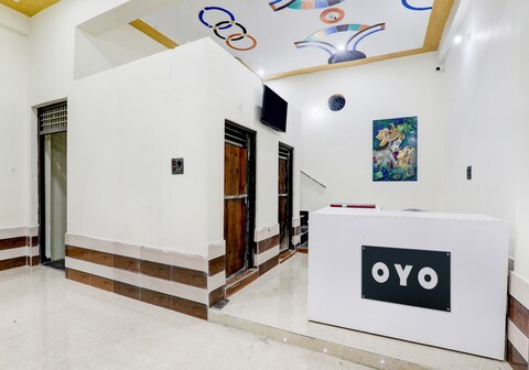 SPOT ON by OYO ROYAL VILLA HOTEL