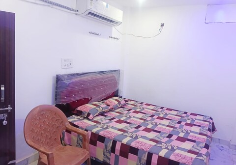 SHYAM BIHARI GUEST HOUSE