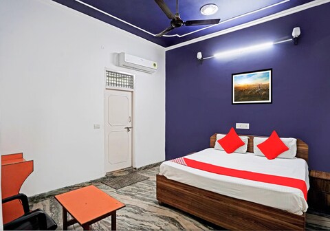 Hotel O Metro I