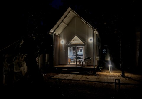 Shoreline Secrets Beachfront Cabin