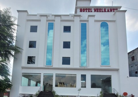 Hotel Neelkanth