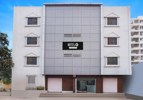 Hotel O Sus Gaon Near Mumbai Pune Highway Formerly Season Inn