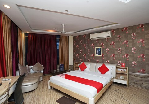 Hotel O River Bay Resort