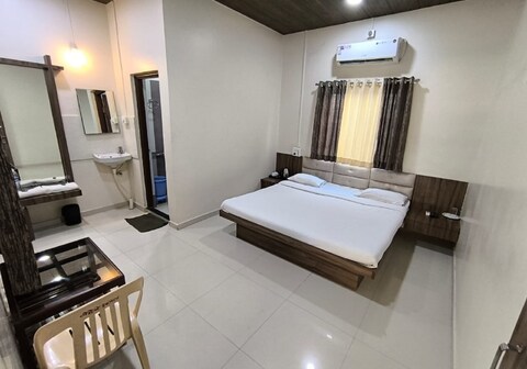 Hotel Krishna Exotica