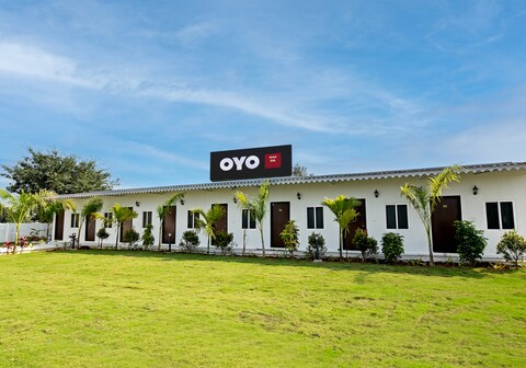 Hotel O EVA