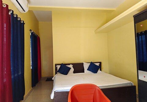 Moon Light Guest House