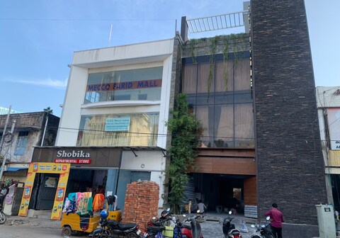 SR Castle Connect Hotels