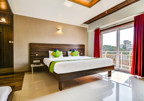 Treebo Shree Sai Suites