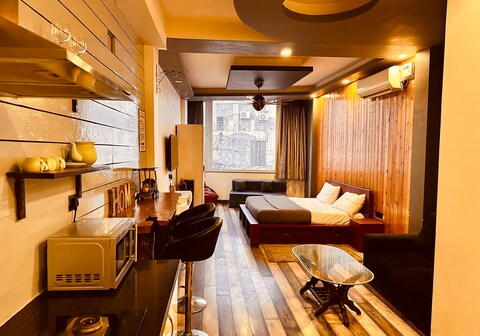 A Beautiful House | Rooms in an Apartment